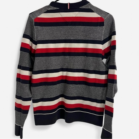 Tommy Hilfiger Vintage 1990s/2000s Y2K Crewneck Sweater - Picture 6 of 7